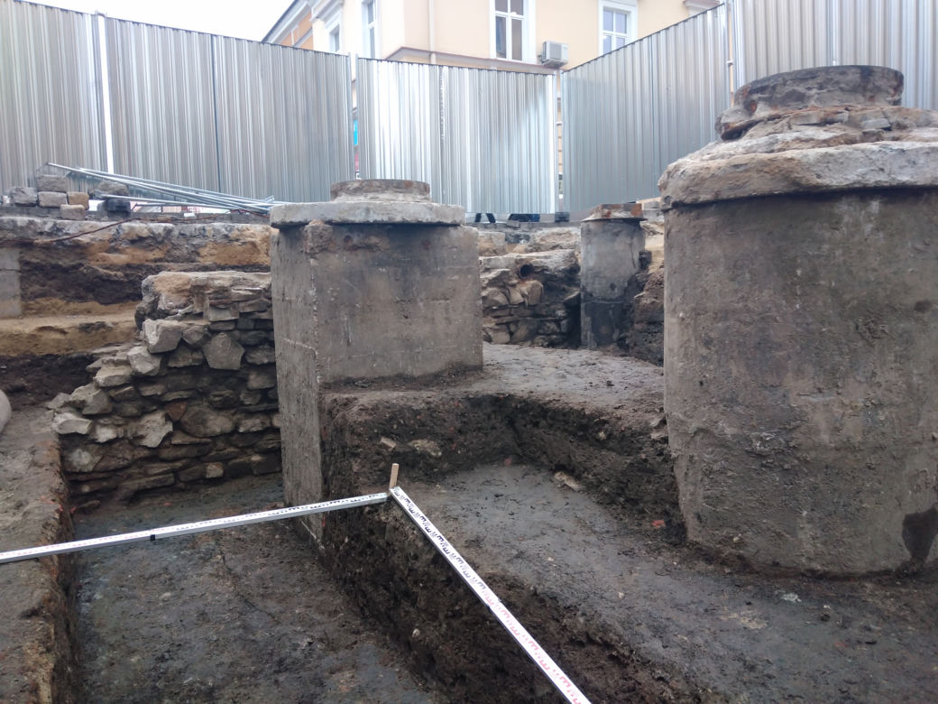 Rzeszów: Archeolodzy odkryli pozostałości murów Bramy Sandomierskiej