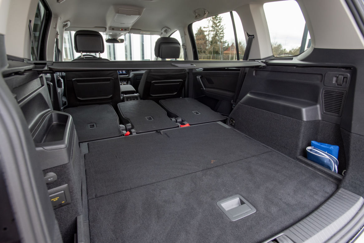 Volkswagen Touran Highline 2.0 TDI SCR 150 KM DSG