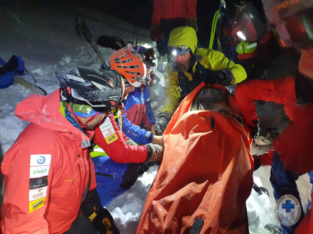 Poszedł w Bieszczady w dresie i butach na budowę. Wrócił z odmrożeniami [ZDJĘCIA]
