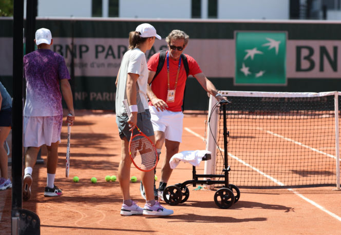 Iga Świątek na ostatnim treningu przez III rundą Roland Garros