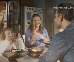 M jak miłość. Kamil (Marcin Bosak), Anita (Melania Grzesiewicz), Pola (Hania Nowosielska)