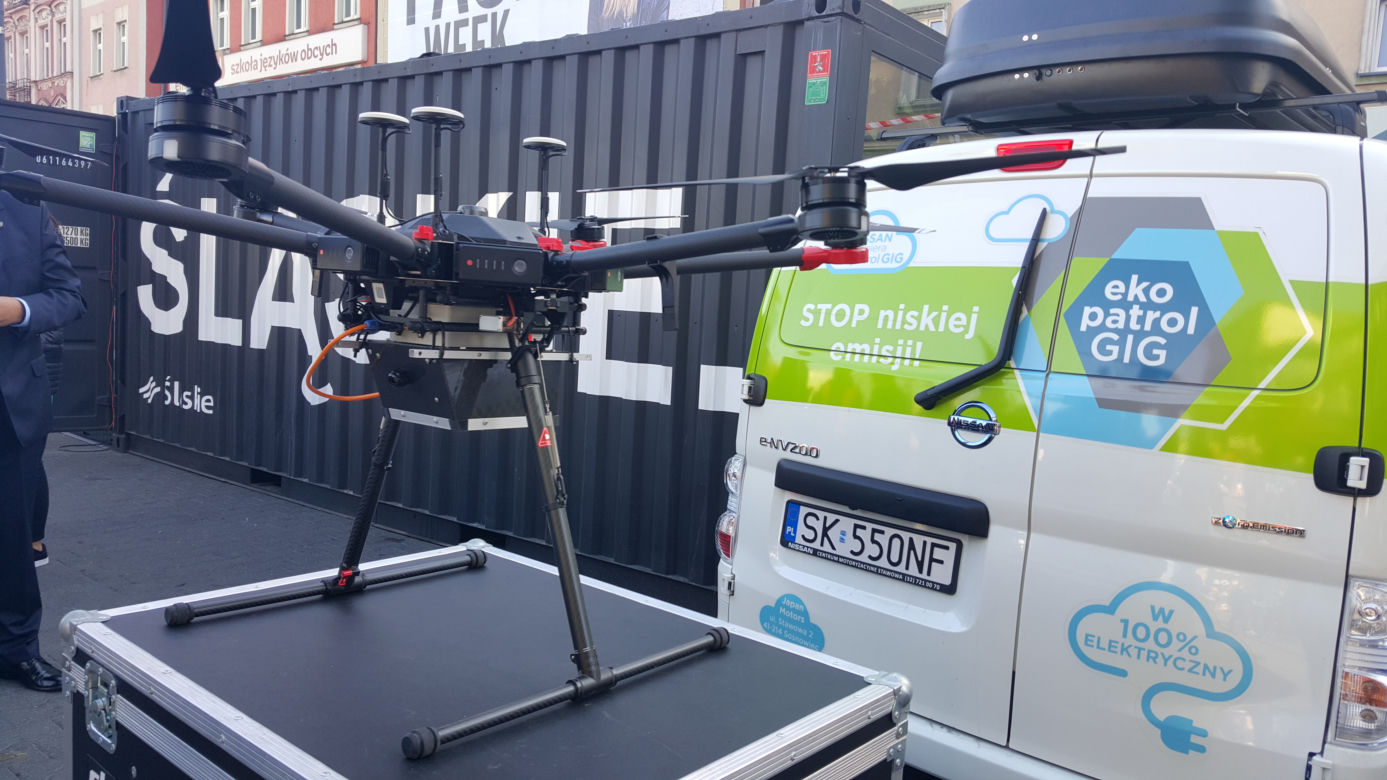Dron zbada czym mieszkańcy Sosnowca palą w piecach