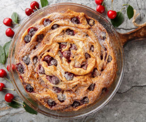 Grecka soufra z borówkami i cytryną. To ciasto z filo jest tak proste, że zrobisz je w 15 minut!