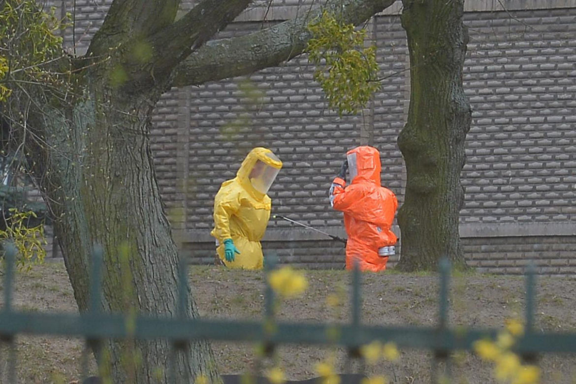 Strażacy uwięzieni na kwarantannie
