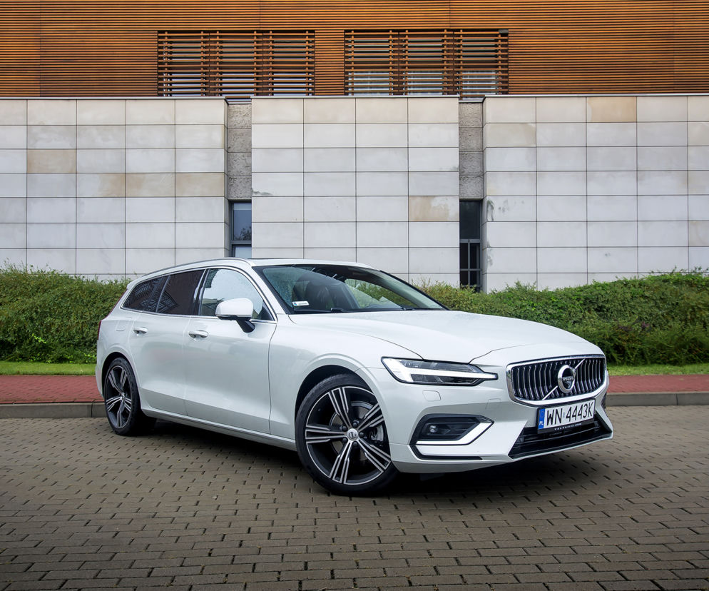 Volvo V60 D4 8AT Inscription
