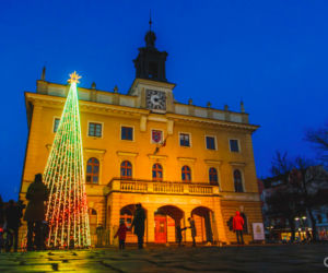Choinka w centrum Ostrowa