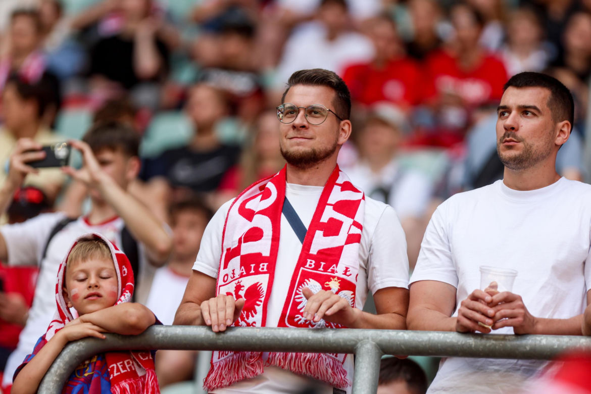 Polska - Ukraina. Tłumy kibiców na trybunach. Znajdź się na zdjęciu!