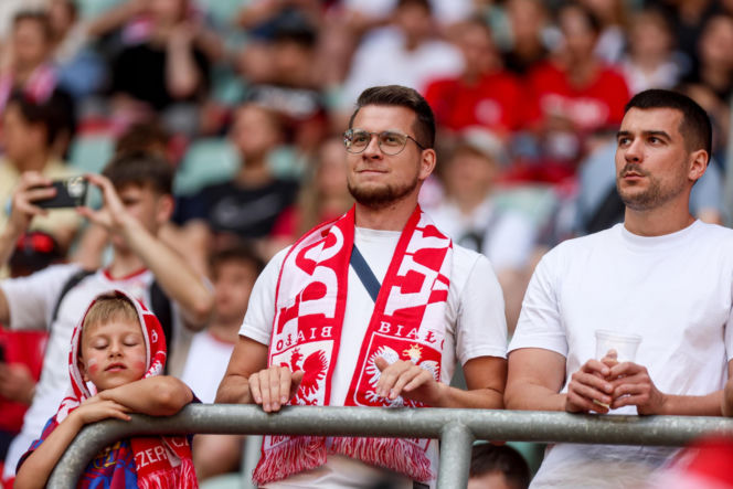 Polska - Ukraina. Tłumy kibiców na trybunach. Znajdź się na zdjęciu!