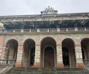 Pałac w Pilicy, wspaniała rezydencja która od dekad popada w ruinę