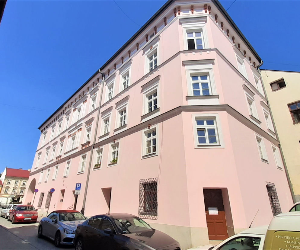 Remont tego budynku robi wrażenie. Zajrzęliśmy do środka