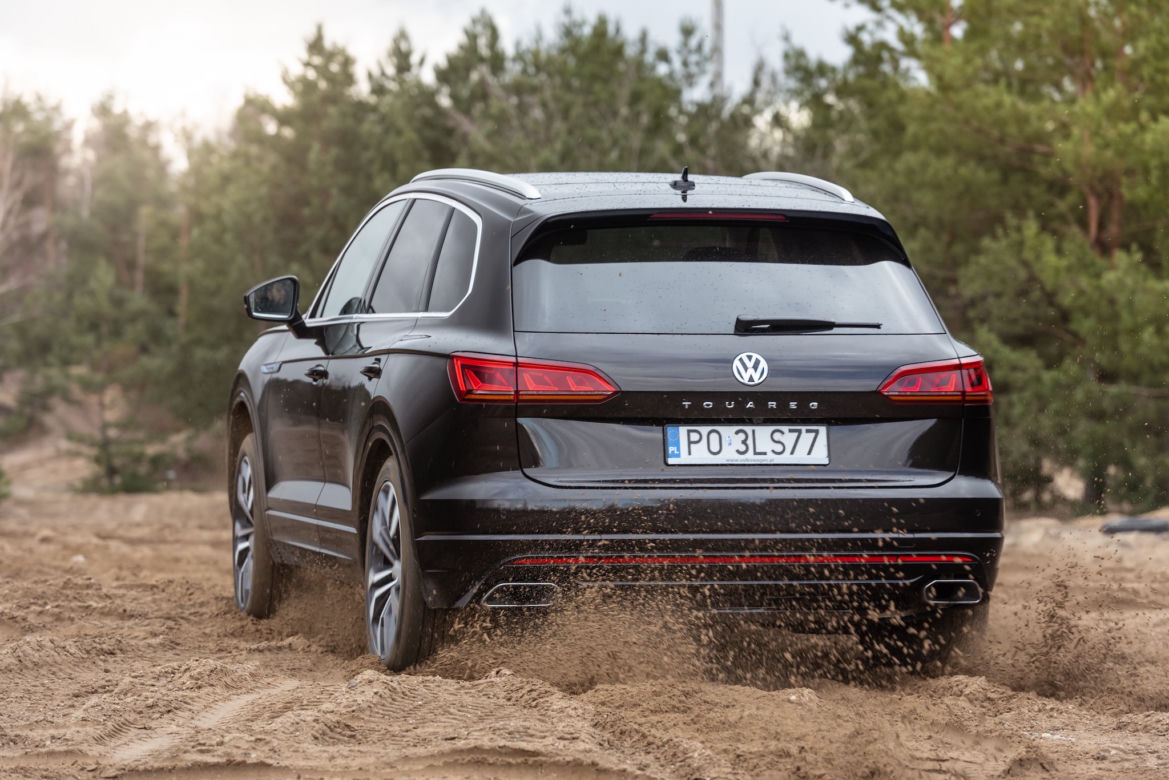 Volkswagen Touareg R Line 4.0 V8 TDI 422 KM