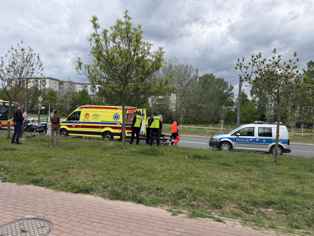 Auto wjechało w 10-latka na hulajnodze. Chłopiec w szpitalu