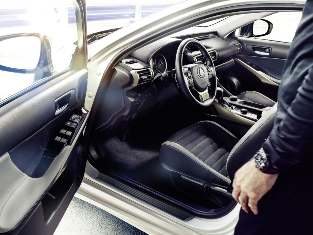 Lexus IS 200t Sport
