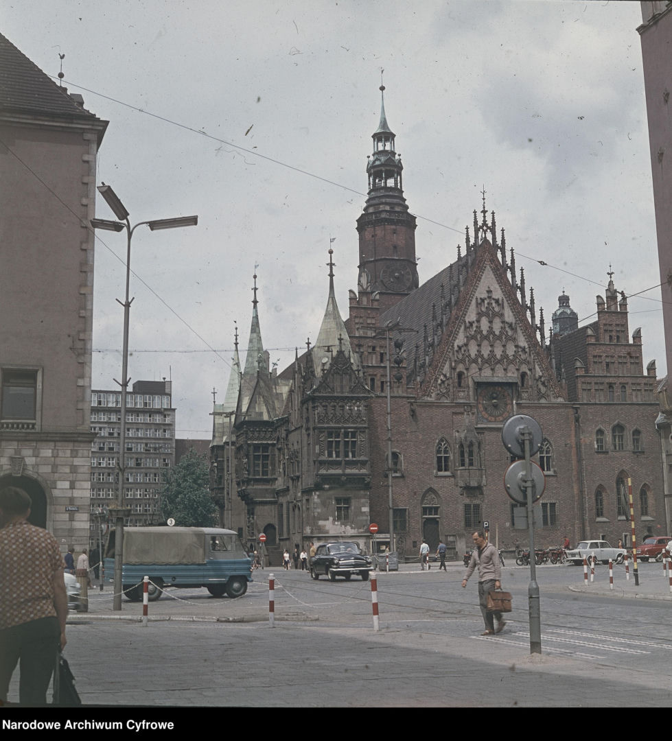 Wieżowiec Miejskiej Kasy Oszczędności we Wrocławiu