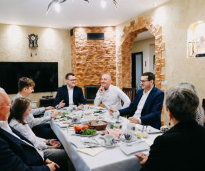 Mateusz Morawiecki na wsi