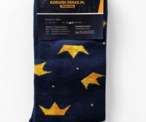 Korwin sprzedaje skarpety