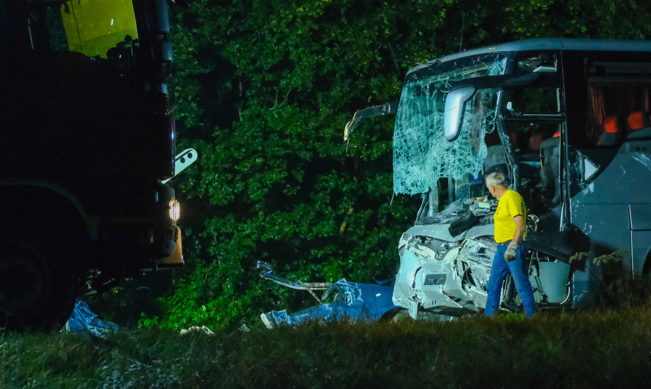 Wypadek busa Kleszczów