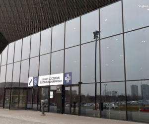Na Śląsku rozpoczęły się szczepienia policjantów. Jak pierwszy zaszczepiony został komendant wojewódzki [ZDJĘCIA]