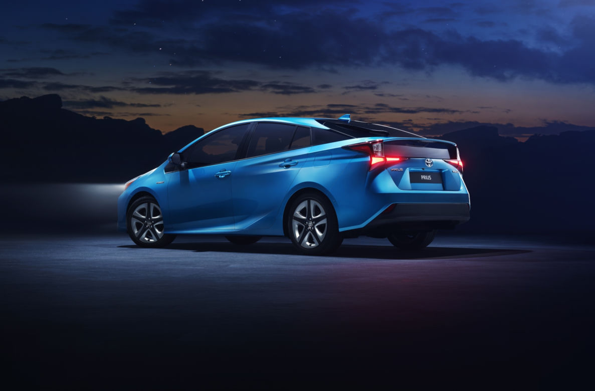 Toyota Prius AWD-i