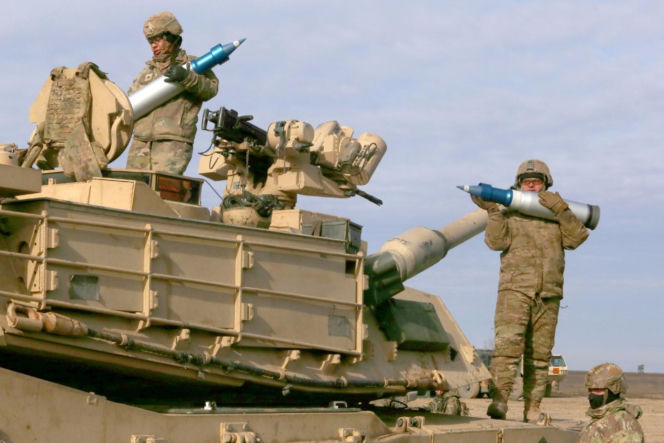 Program SAFE w Rumunii. Armia inwestuje w Piranha 5, Lynx i polskie drony Warmate