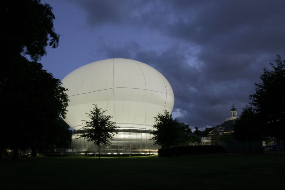 Od Zahy Hadid do Bjarke Ingels Group - wszystkie pawilony letnie Serpentine Galley
