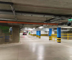 Pusty parking w Kwartale 36