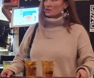 Joanna Krupa z siostrą Martą. Zjadły w mlecznym i poszły po patelnię