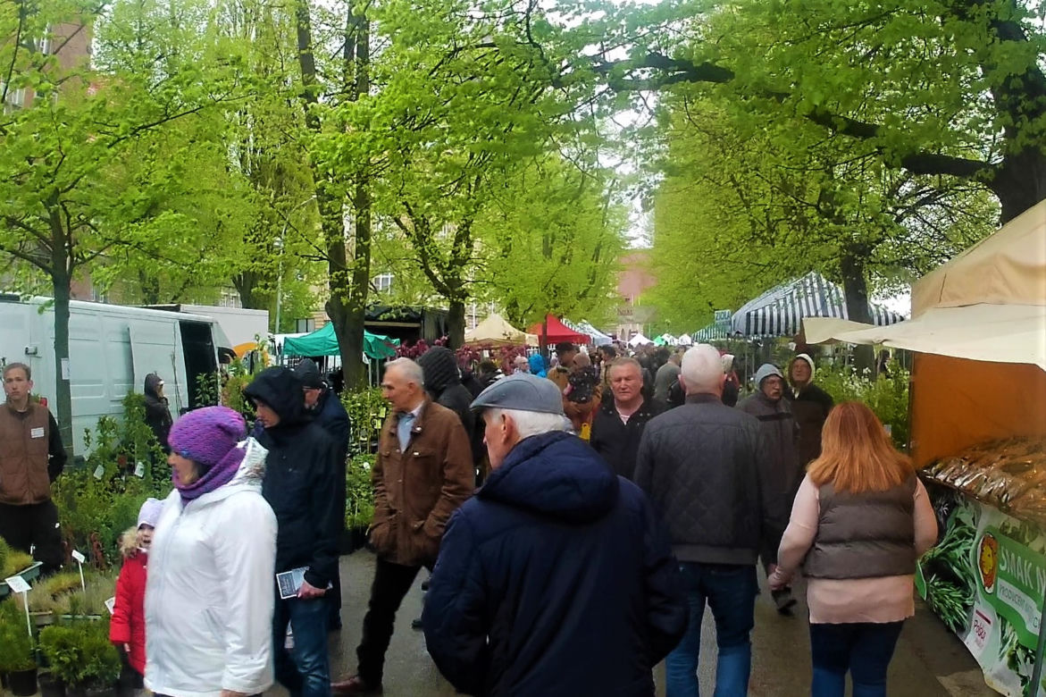Kiermasz ogrodniczy na Wałach Chrobrego