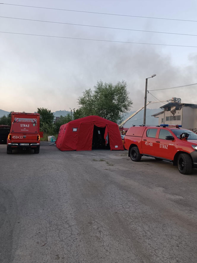 Pożar hali magazynowej w Mszanie Dolnej