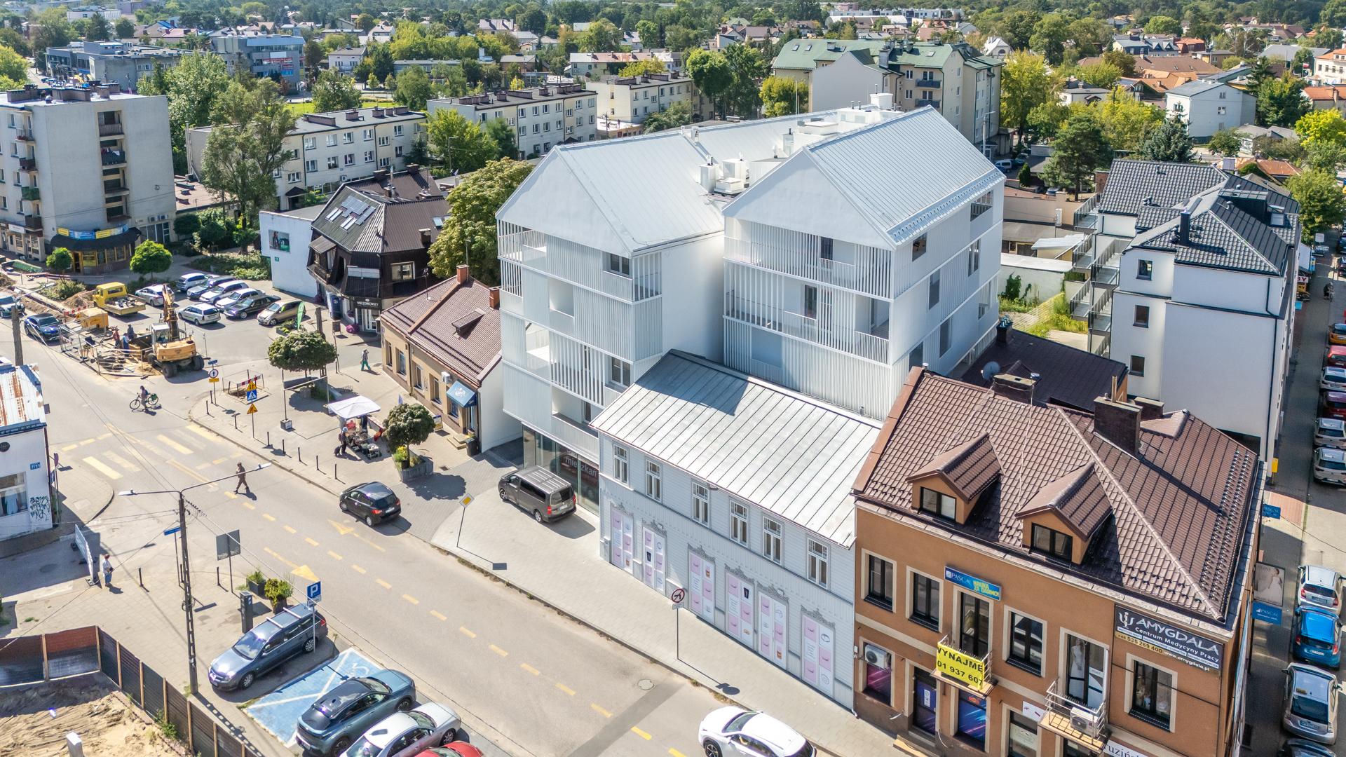 Dom Uniwersalny w Otwocku od MFR-MGR Architekci