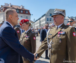 Obchody Dnia Flagi Rzeczypospolitej z udziałem Pary Prezydenckiej. Marta Nawrocka nadała szyku 2 maja
