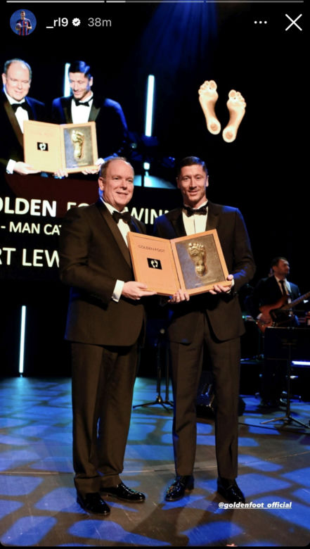 Robert Lewandowski zgarnął nagrodę Golden Foot 2022