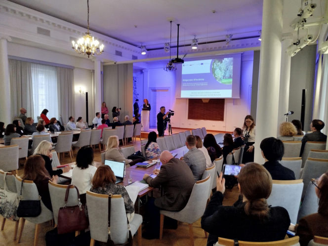 Siedlce, spotkanie "Od wyzwań do rozwiązań. Adaptacja klimatyczna polskich miast"