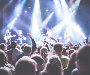 Koncerty, Stand Up i rockowa zabawa sylwestrowa. Fabryka Kultury Zgrzyt z grudniowym rozkładem jazdy 