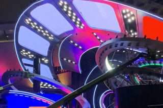 Zbudowali scenę wielkości Spodka na Sylwestra z Dwójką. Zobacz zdjęcia