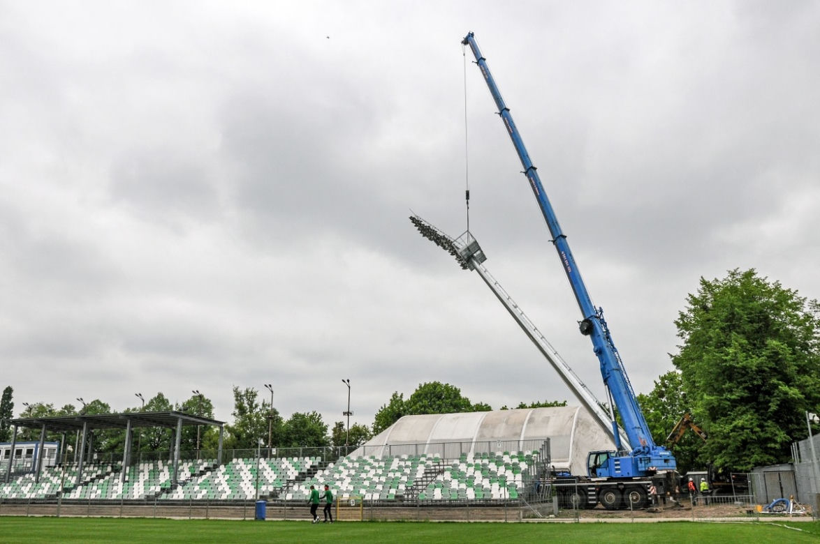 Jupitery stanęły na stadionie Warty Poznań