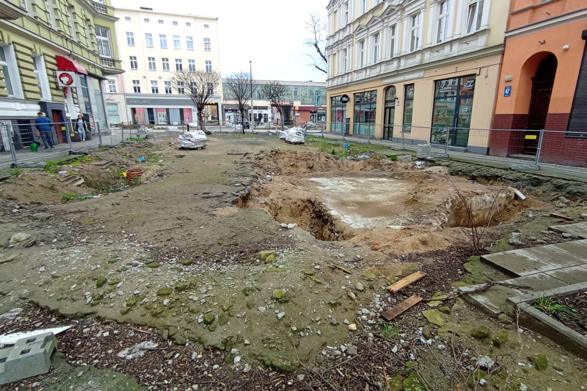 Pozostałości po dawnej "ścianie płaczu"