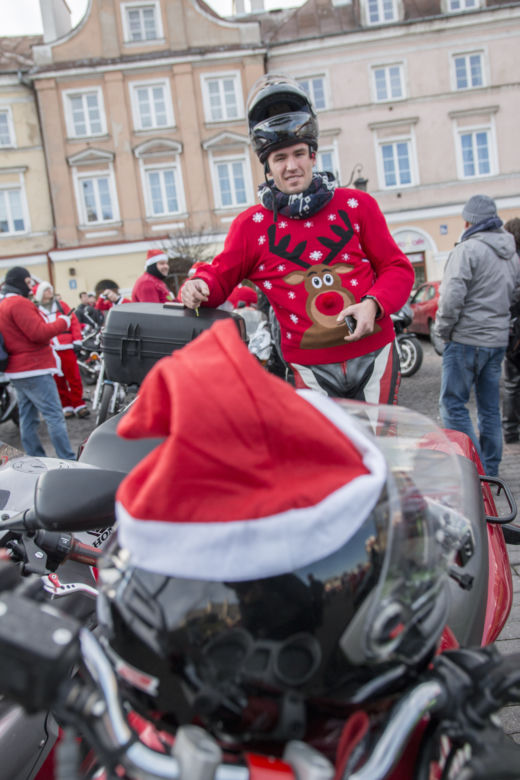 MotoMikołaje 2015 Lublin: Motocykliści z prezentami dla dzieci