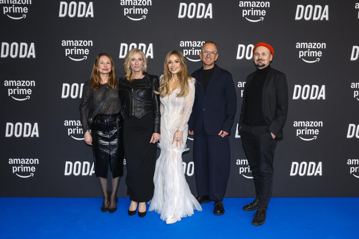 Gwiazdy na premierze "Dody"
