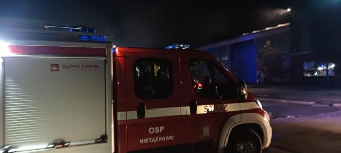 Kolejny pożar na terenie zakładu recyklingu w Przysiece Polskiej niedaleko Kościana