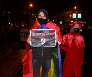 Tysiące osób protestowało w Krakowie po publikacji uzasadnienia wyroku w sprawie aborcji
