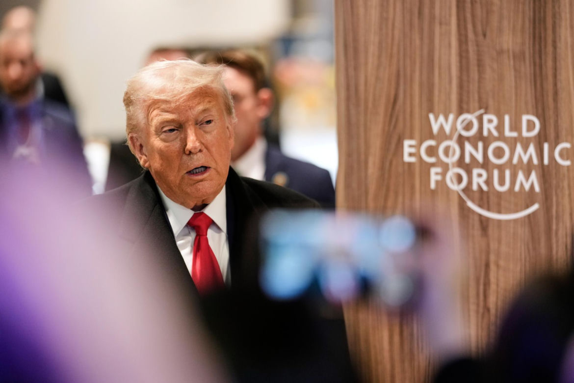 Trump wyśmiał Emmanuela Macrona. "Co do diabła!"