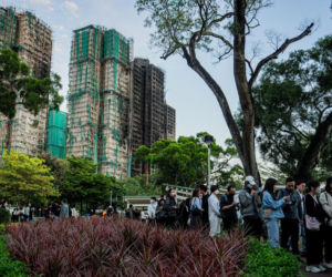 Hongkong pogrążony w żałobie po tragicznym pożarze wieżowców. Liczba ofiar wzrosła do 146