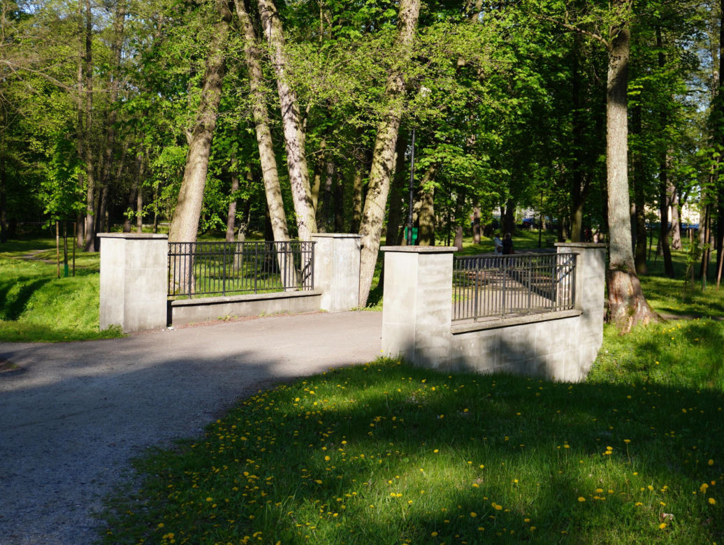 Park miejski w Opolu Lubelskim