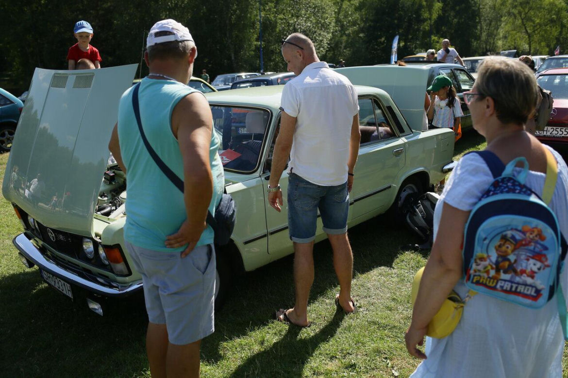 Klasyk Fest 2024. Samochody klasyczne, zabytkowe i motocykle w mysłowickim Parku Słupna