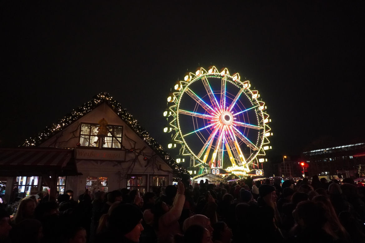 Weeihnachtsmarkt na Alexanderplatz