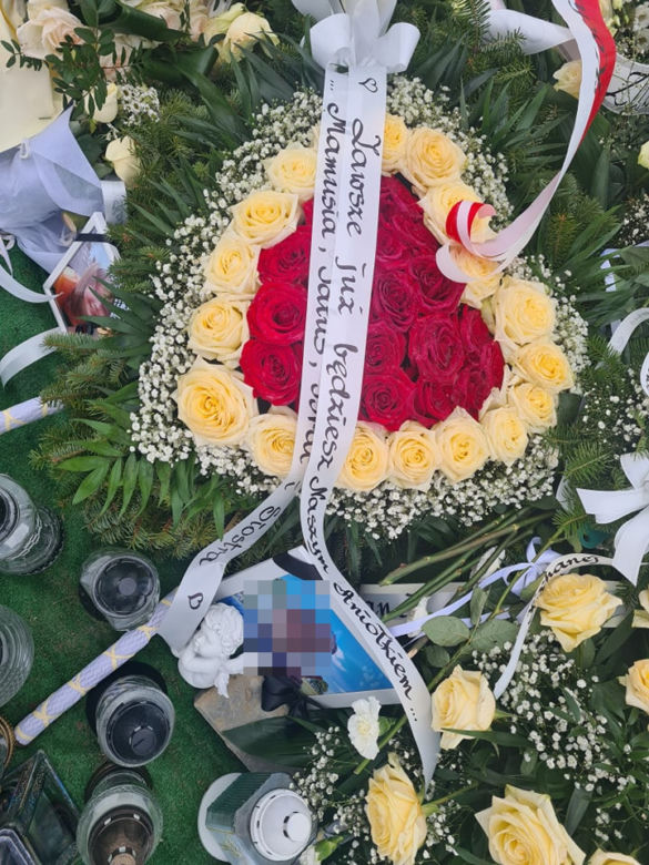 Kolbuszowa. Wzruszające pożegnanie 11-letniej Zuzi [GALERIA]