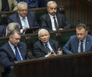 Smutny widok domu Kaczyńskiego. Willa na Żoliborzu się sypie