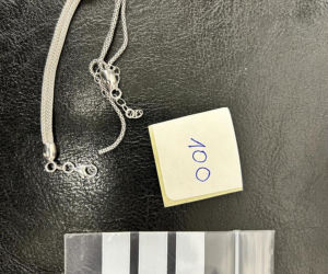 Rozpoznajesz te błyskotki? Policja poszukuje właścicieli bizuterii i kosztowności