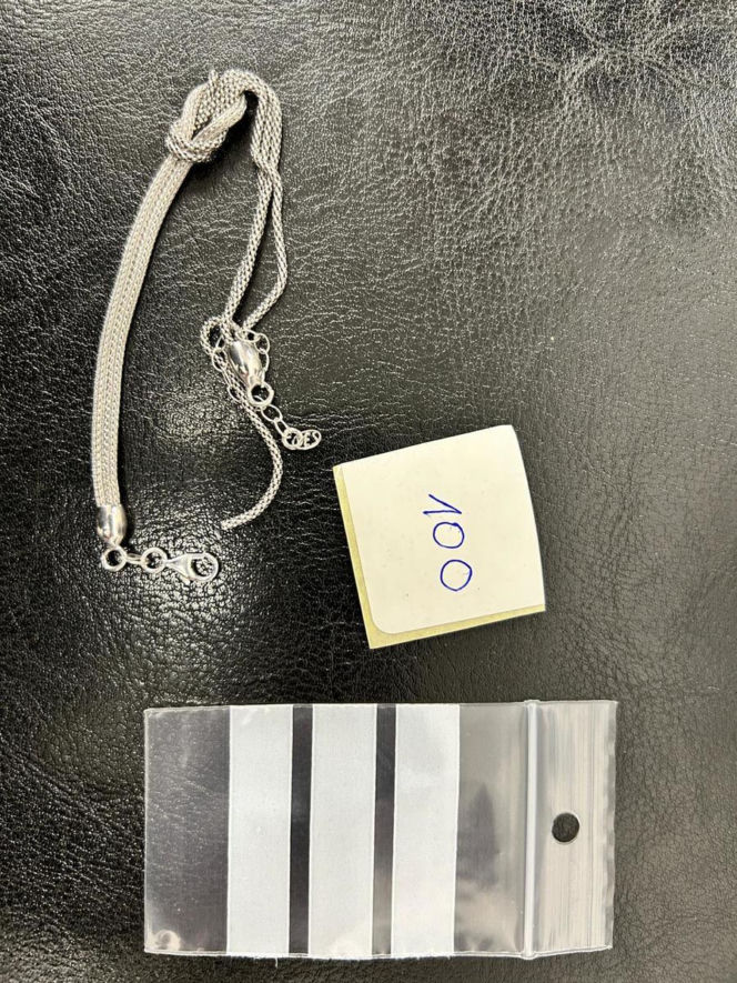 Rozpoznajesz te błyskotki? Policja poszukuje właścicieli bizuterii i kosztowności